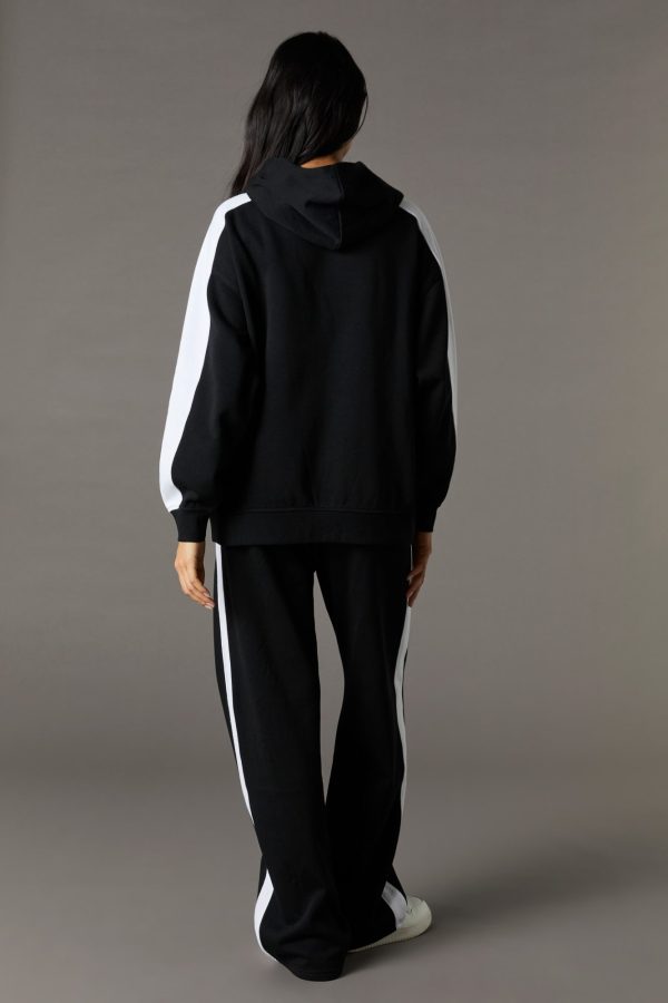 Playboy Embroidered Colourblock Wide Leg Fleece Sweatpant - 图片 7