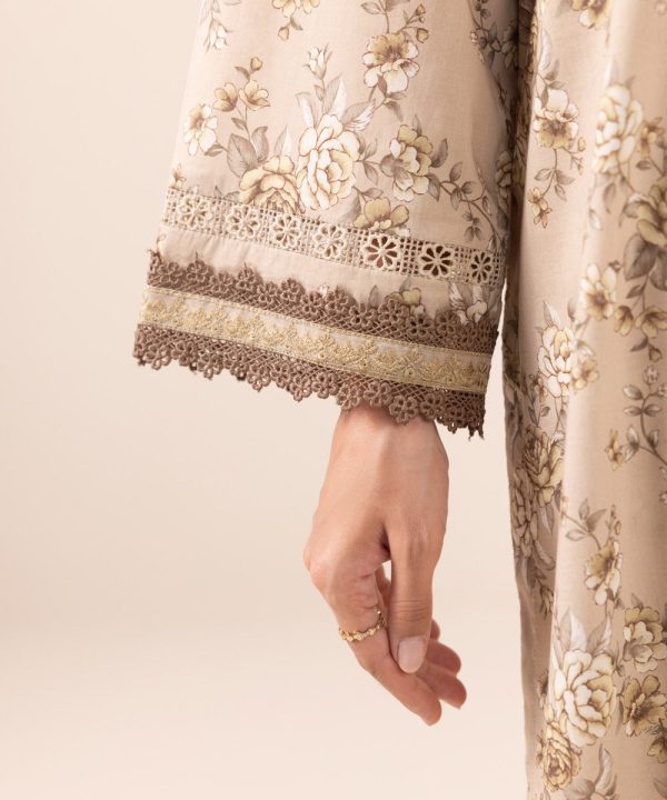 Embroidered Lawn Shirt - 图片 5