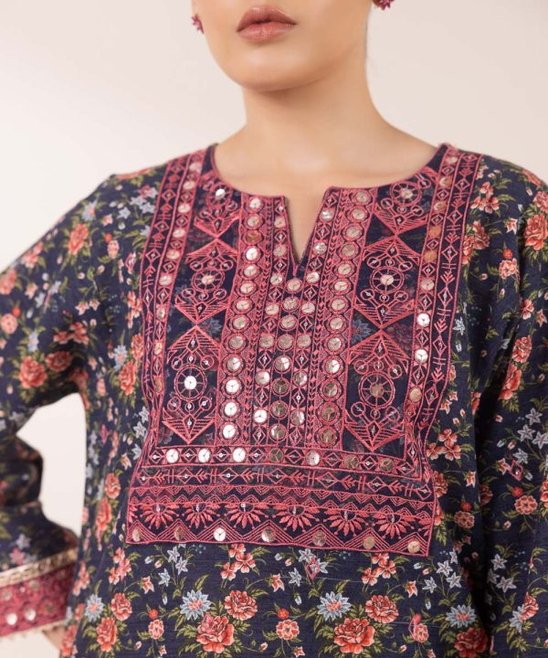 Embroidered Khaddar Shirt - 图片 5