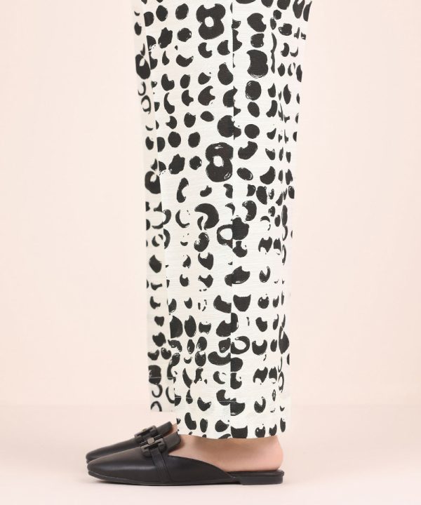 Printed Khaddar Straight Pants - 图片 4