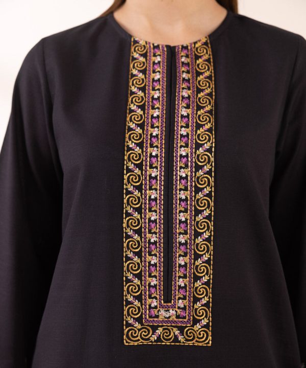 Embroidered Light Khaddar Shirt - 图片 3