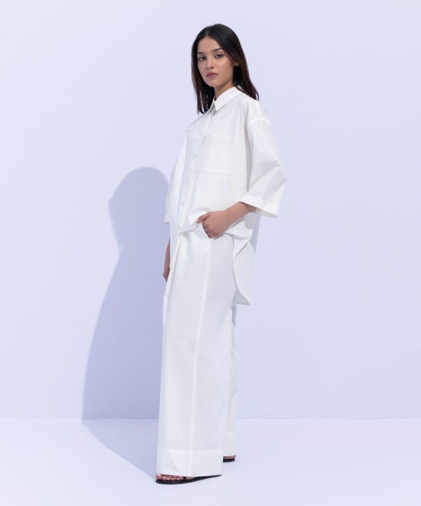 Oversized Shirt with Embroidered Pocket - 图片 3