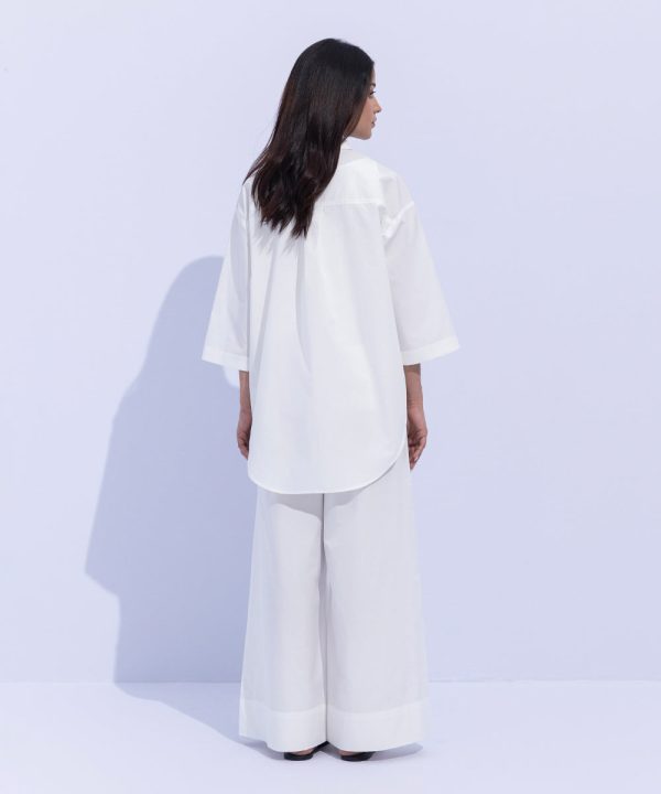 Oversized Shirt with Embroidered Pocket - 图片 4