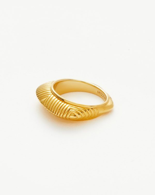 Hera Dome Ridge Stacking Ring - 图片 4