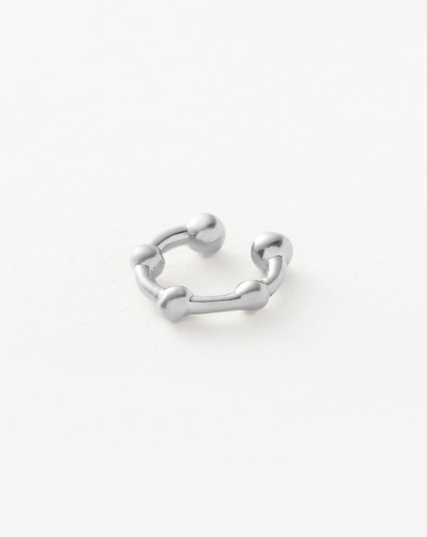 Lucy Williams Mini Orb Ear Cuff | Sterling Silver - 图片 2